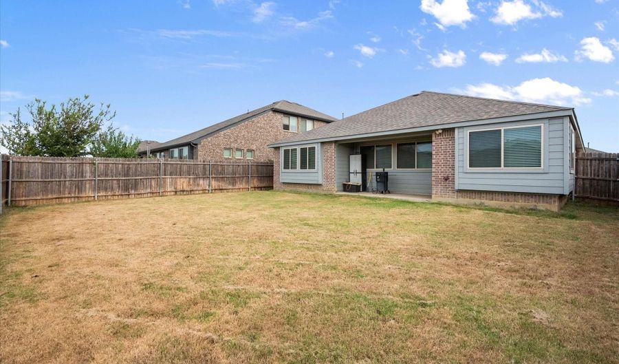 1100 Nighthawk Trl, Alvarado, TX 76009 - 3 Beds, 2 Bath
