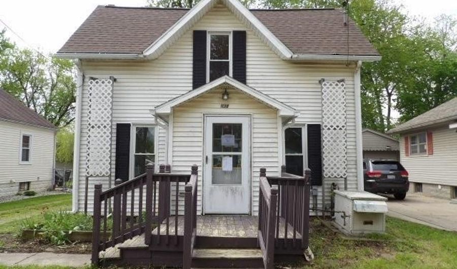 1138 E Hunt St, Adrian, MI 49221 - 3 Beds, 1 Bath
