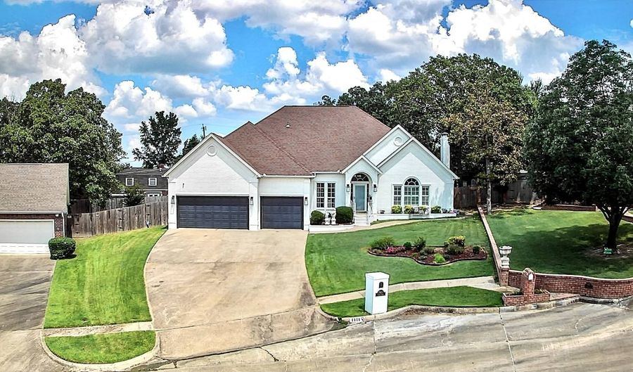 1411 Timber Ln, McAlester, OK 74501 - 3 Beds, 5 Bath