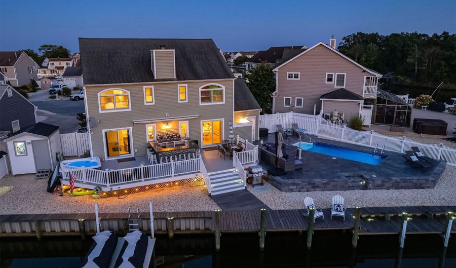 96 Windjammer Ct, Bayville, NJ 08721 - 4 Beds, 3 Bath