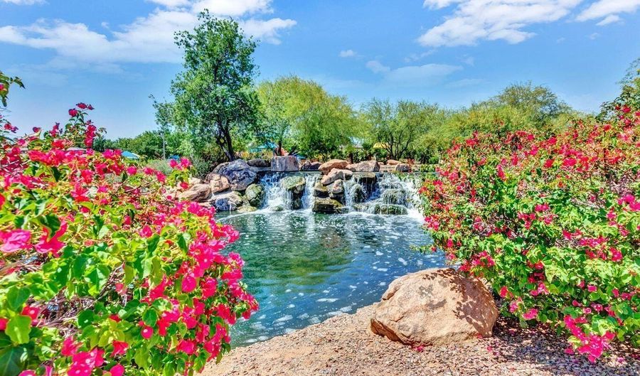 1806 W TWAIN Dr, Anthem, AZ 85086 - 4 Beds, 4 Bath