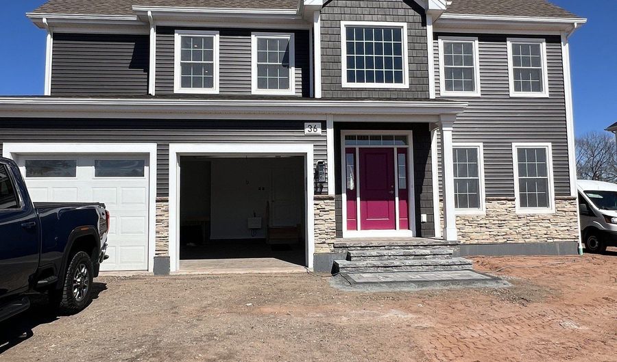 39 Primrose Ln, Cromwell, CT 06416 - 4 Beds, 4 Bath