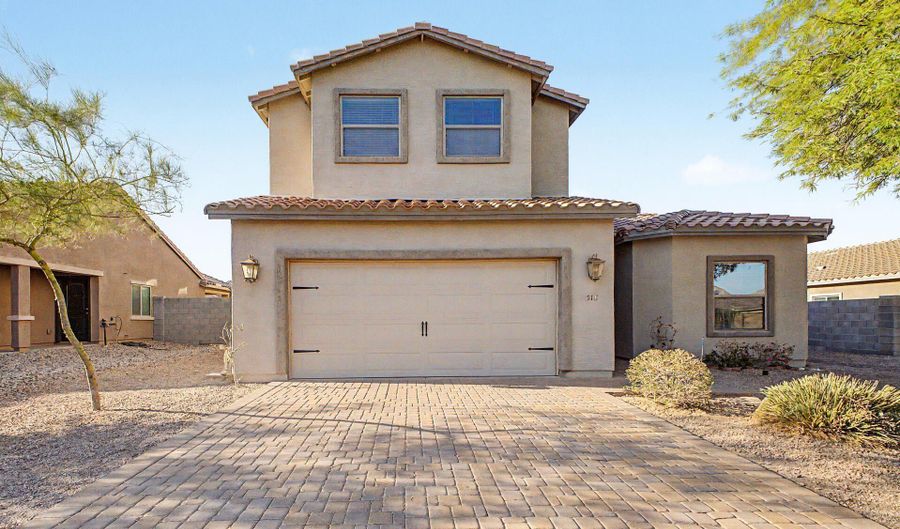 518 W BLACK HAWK Pl, Casa Grande, AZ 85122 - 4 Beds, 3 Bath