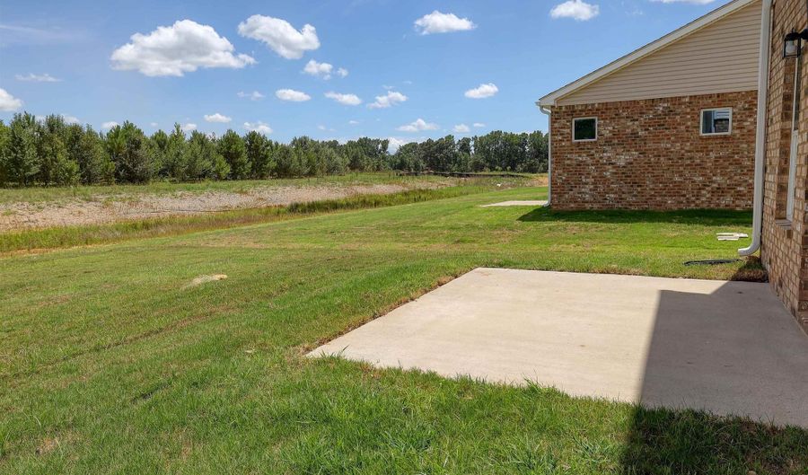 13918 Hickory Brook Dr, Athens, AL 35611 - 4 Beds, 3 Bath