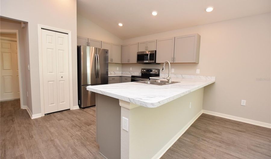 372 CASCARA Ln, Auburndale, FL 33823 - 3 Beds, 2 Bath