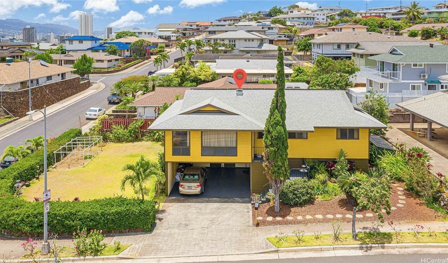 4692 Likini St, Honolulu, HI 96818 - 4 Beds, 3 Bath