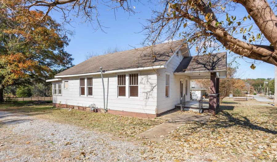 164 VIRGINIA Ave, Anniston, AL 36201 - 3 Beds, 1 Bath