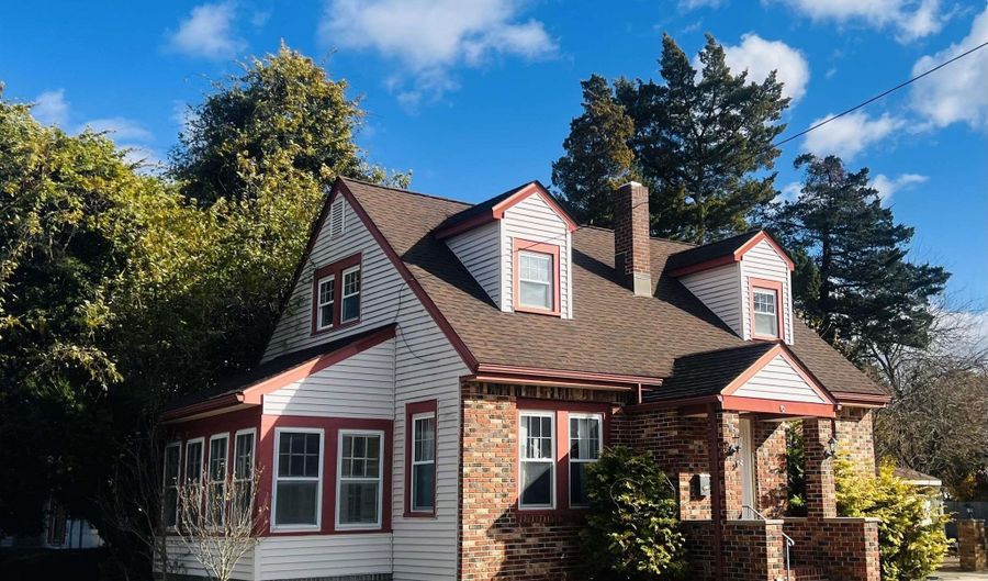 194 N Shore Rd Rd, Absecon, NJ 08201 - 3 Beds, 2 Bath