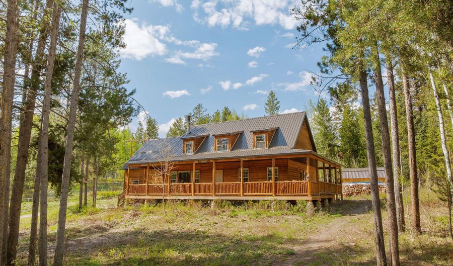 9 PINE St, Alpine, WY 83128 - 3 Beds, 3 Bath