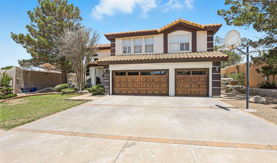 6529 Jim De Groat Dr, El Paso, TX 79912 - 4 Beds, 3 Bath