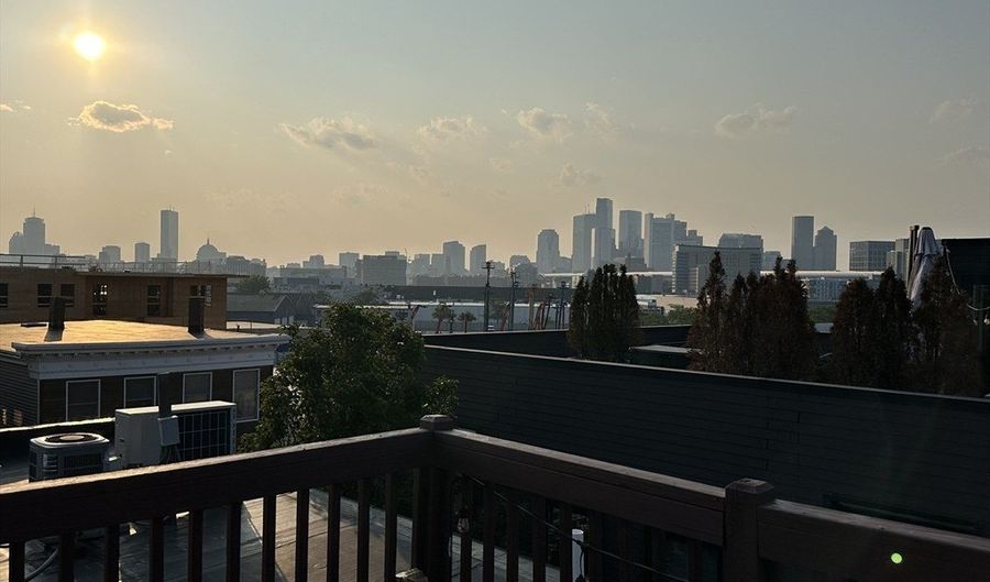 12 I St 3, Boston, MA 02127 - 3 Beds, 1 Bath