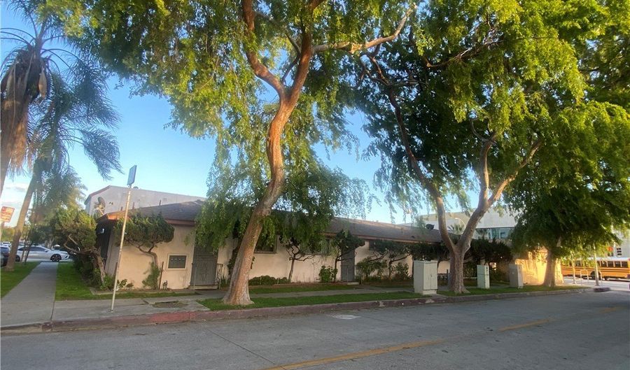 2600 Nebraska Ave, South Gate, CA 90280 - 1 Beds, 1 Bath