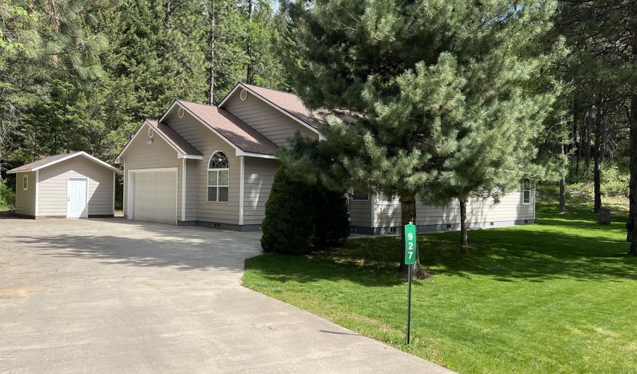927 Bear Claw Rd, Clark Fork, ID 83811 - 4 Beds, 2 Bath