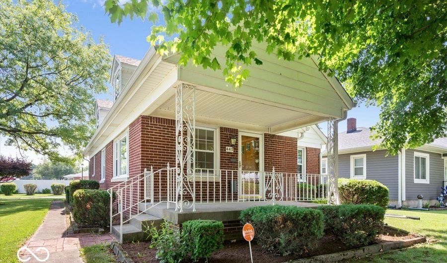 445 N 12th Ave, Beech Grove, IN 46107 - 3 Beds, 2 Bath
