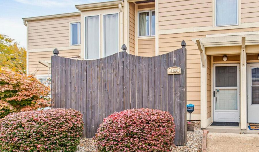 5186 Fairway Dr 34/2, Avon, IN 46123 - 2 Beds, 2 Bath