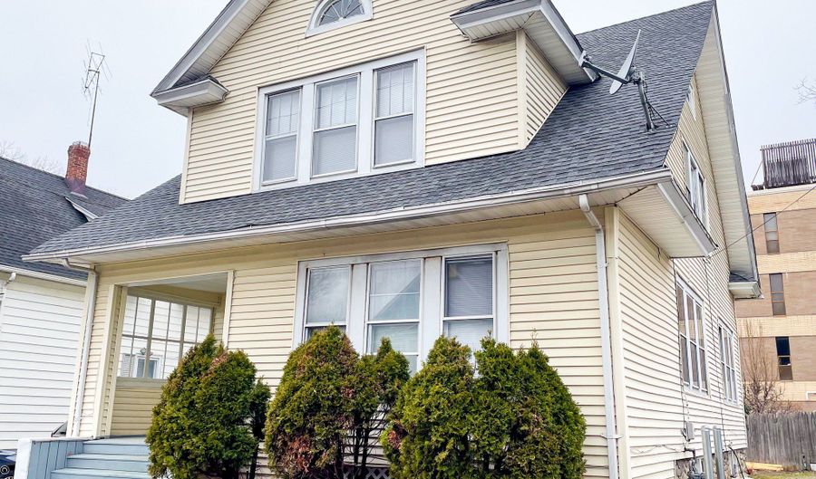 26 Stoehrs Pl, Bridgeport, CT 06606 - 3 Beds, 1 Bath