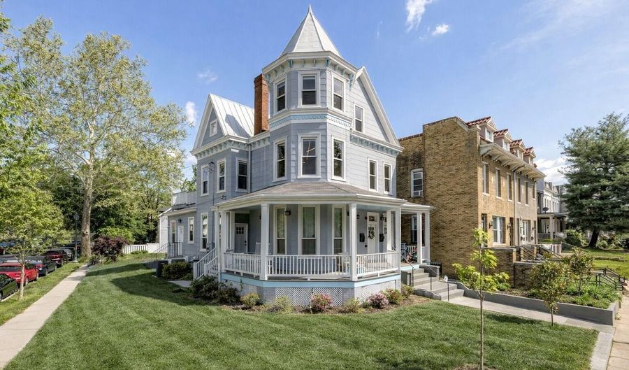 739 ROCK CREEK CHURCH Rd NW 2, Washington, DC 20010 - 4 Beds, 3 Bath