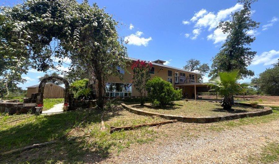 184 Guadalupe Hls, Seguin, TX 78155 - 4 Beds, 3 Bath
