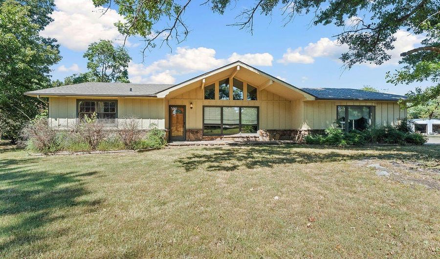 1424 State Highway F, Anderson, MO 64831 - 4 Beds, 2 Bath