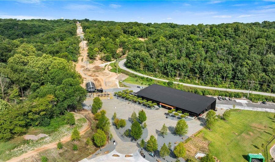 25 Tavistock Dr, Bella Vista, AR 72714 - 2 Beds, 2 Bath