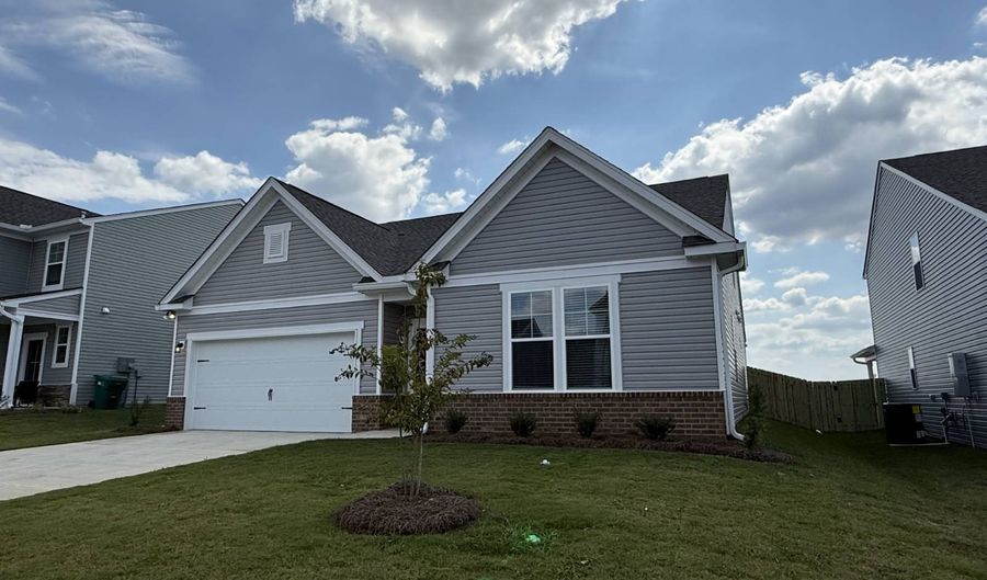 4319 Hartshorn Cir, Aiken, SC 29801 - 4 Beds, 3 Bath