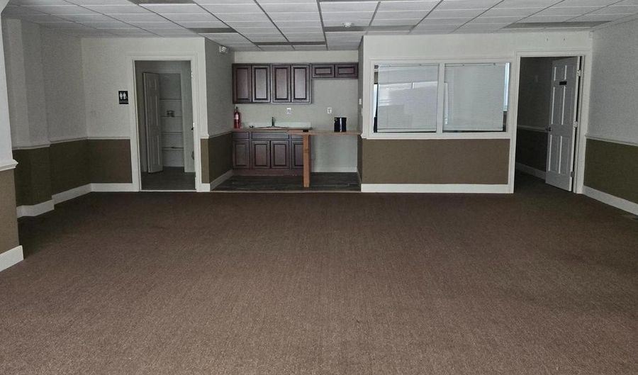 367 E BUTLER Ave 1 Comm, Ambler, PA 19002 - 0 Beds, 0 Bath