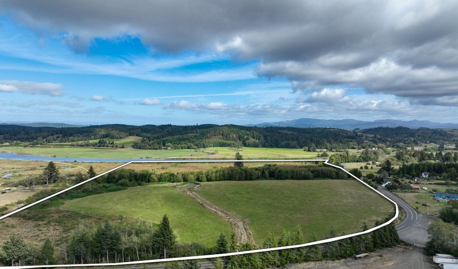 90713 FORT CLATSOP Rd, Astoria, OR 97103 - 6 Beds, 3 Bath