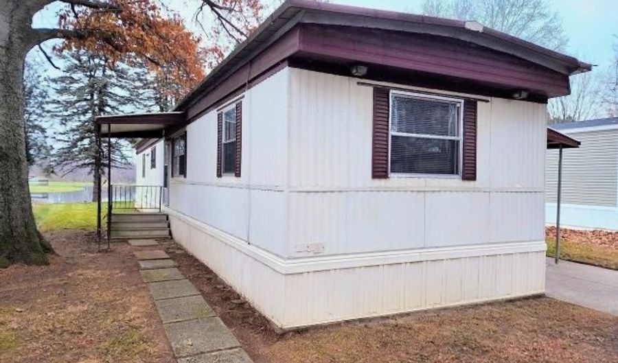 103 Harold Dr, Ashland, OH 44805 - 2 Beds, 2 Bath