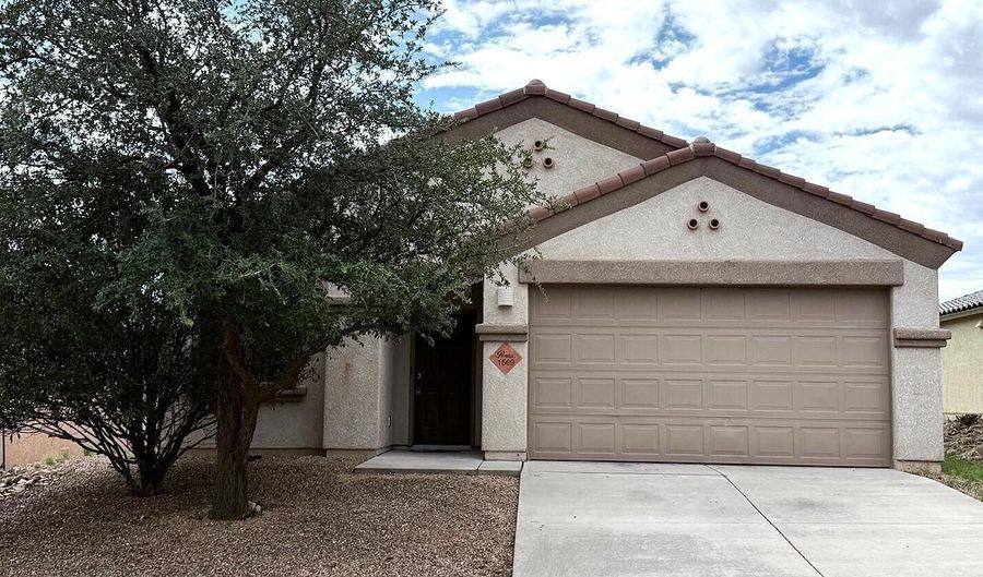 1569 W Cottonwood Bluffs Dr, Benson, AZ 85602 - 3 Beds, 2 Bath