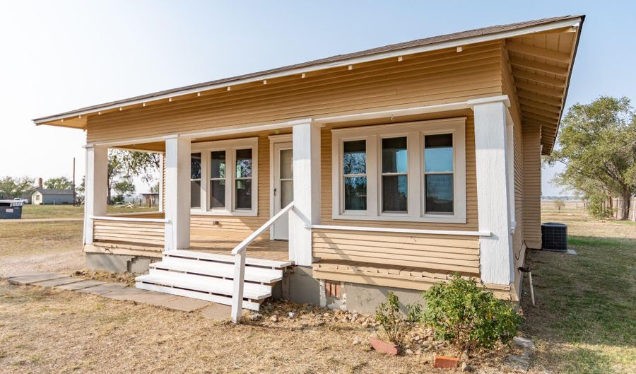 4102 W Sundown Ln, Amarillo, TX 79118 - 2 Beds, 1 Bath