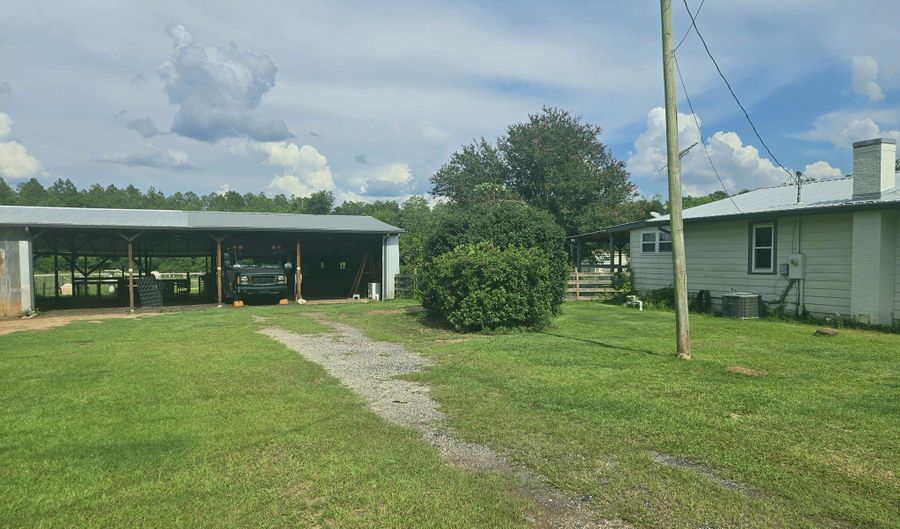 5921 Jack Stokes Rd, Baker, FL 32531 - 3 Beds, 1 Bath