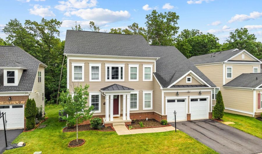 23754 KILKERRAN Dr, Aldie, VA 20105 - 4 Beds, 5 Bath