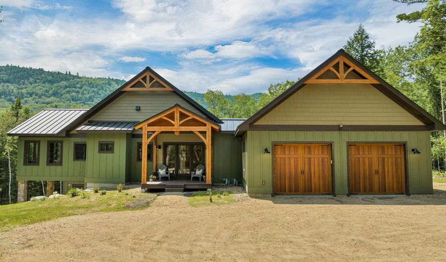 31 Cave Mountain Rd, Bartlett, NH 03812 - 3 Beds, 3 Bath