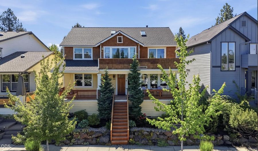 274 NW Outlook Vista Dr, Bend, OR 97703 - 4 Beds, 3 Bath