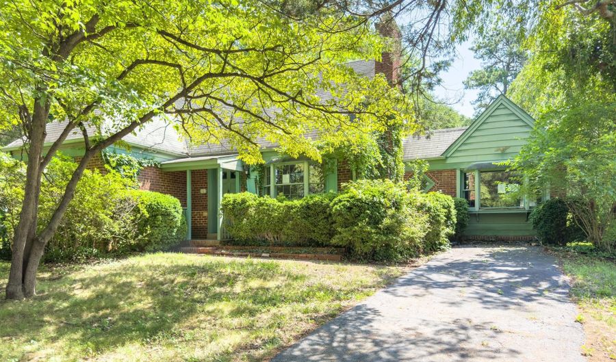 4113 PINERIDGE Dr, Annandale, VA 22003 - 3 Beds, 2 Bath