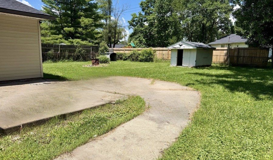 2308 Tamarack Rd, Anderson, IN 46011 - 3 Beds, 1 Bath