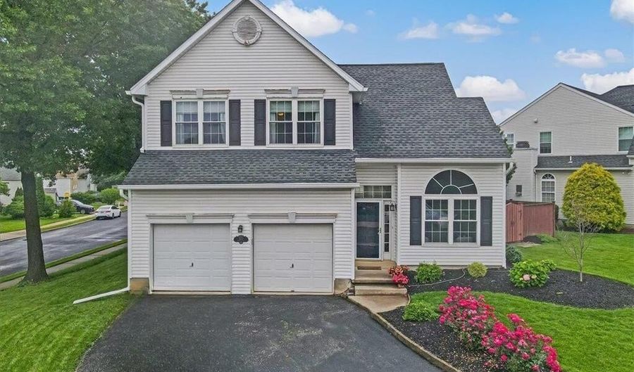 358 Lenape Trl, Allentown, PA 18104 - 3 Beds, 3 Bath