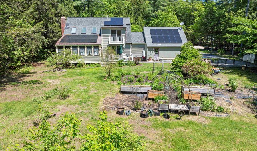 5 Piney Rd, Brookfield, NH 03872 - 3 Beds, 2 Bath