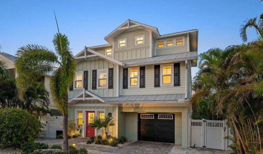704 GLADIOLUS St, Anna Maria, FL 34216 - 4 Beds, 3 Bath