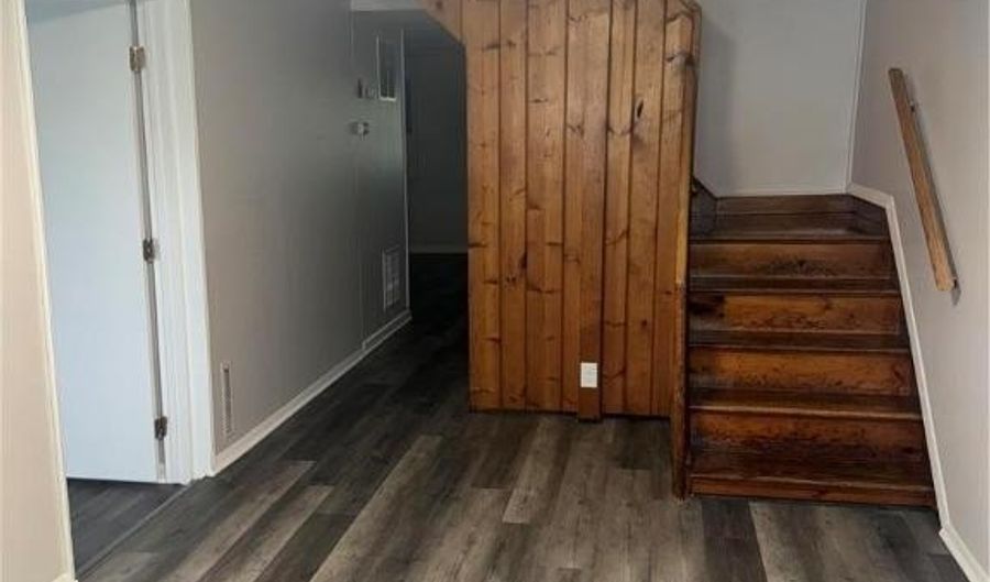 1805 E Cambridge St, Allentown, PA 18109 - 4 Beds, 2 Bath