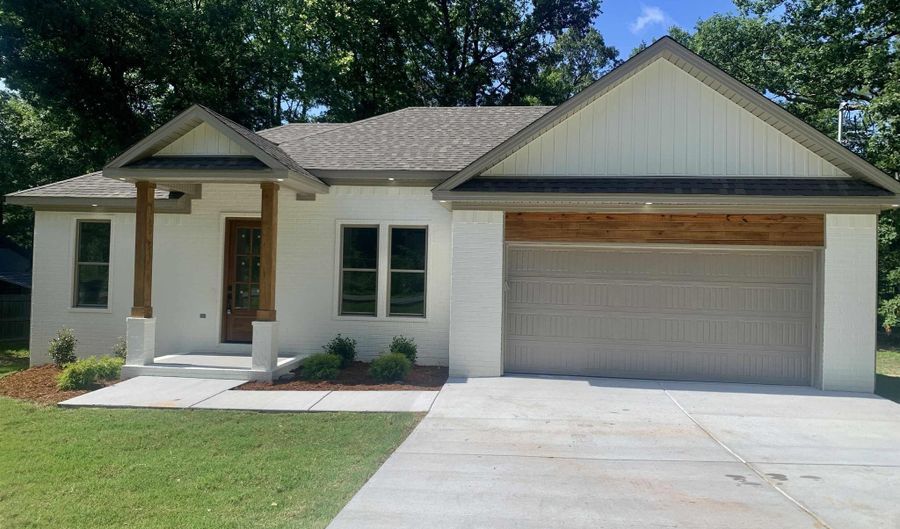 12409 Styles Rd, Bauxite, AR 72011 - 3 Beds, 2 Bath