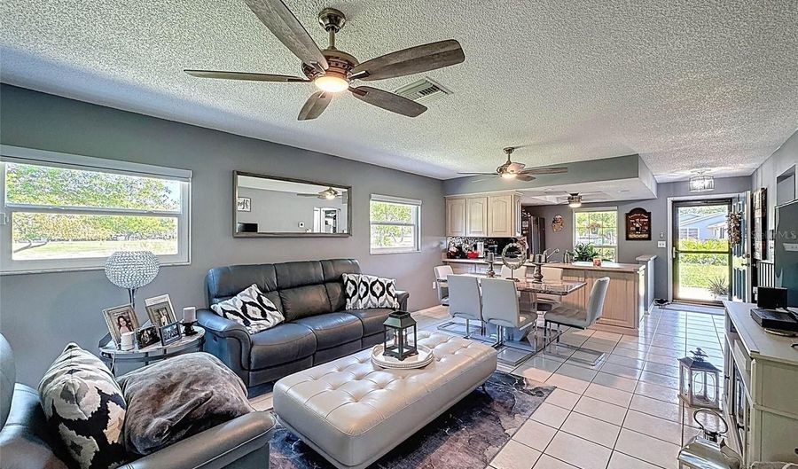 12545 DEARBORN Dr D, Bayonet Point, FL 34667 - 2 Beds, 2 Bath