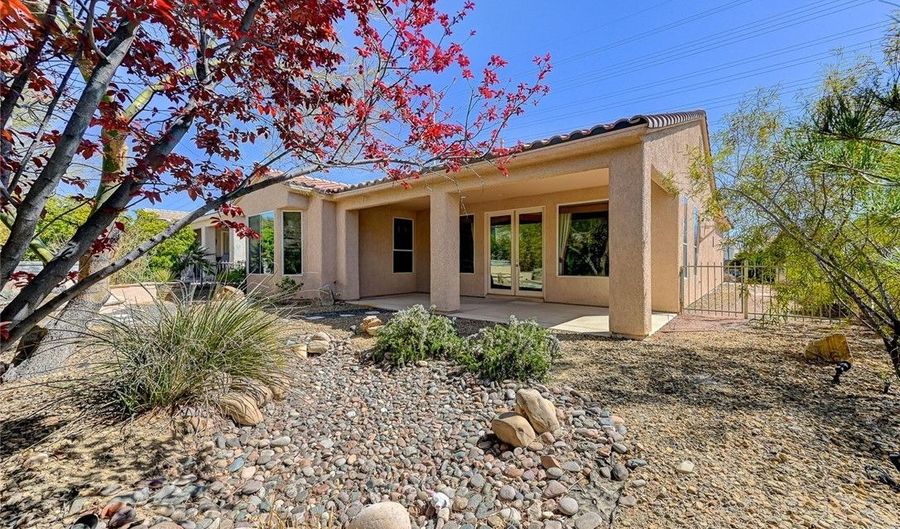 5437 Progresso St, Las Vegas, NV 89135 - 2 Beds, 2 Bath