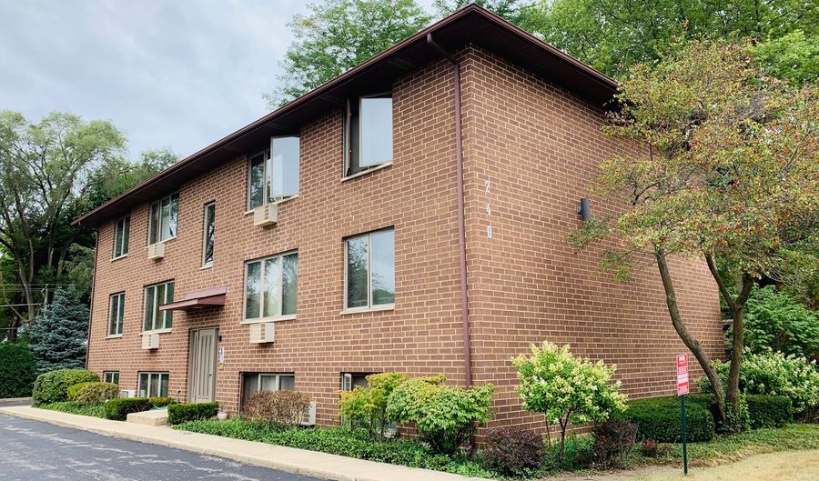 240 N Lake St 5, Mundelein, IL 60060 - 2 Beds, 2 Bath