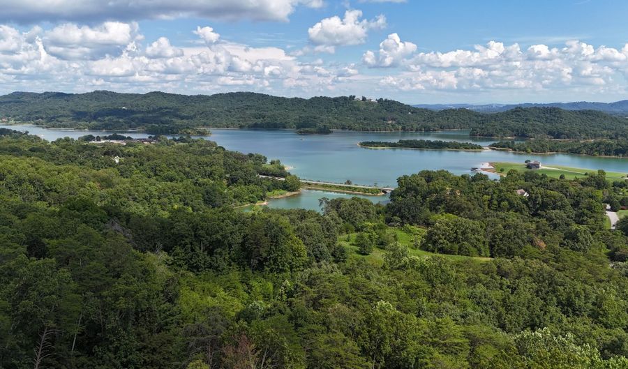 581 Bayside Blvd, Bean Station, TN 37708 - 5 Beds, 5 Bath