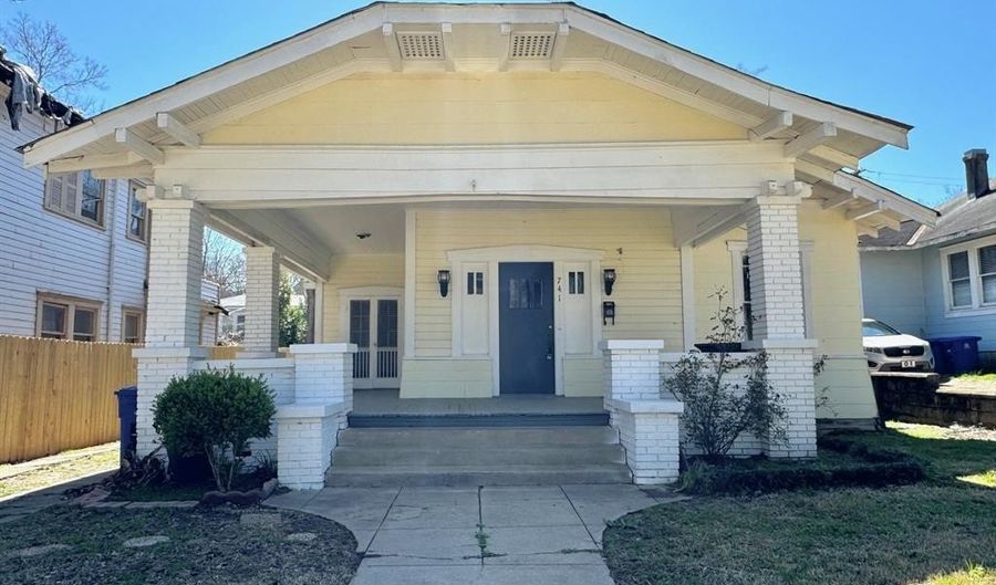 741 Wilkinson St, Shreveport, LA 71104 - 3 Beds, 2 Bath