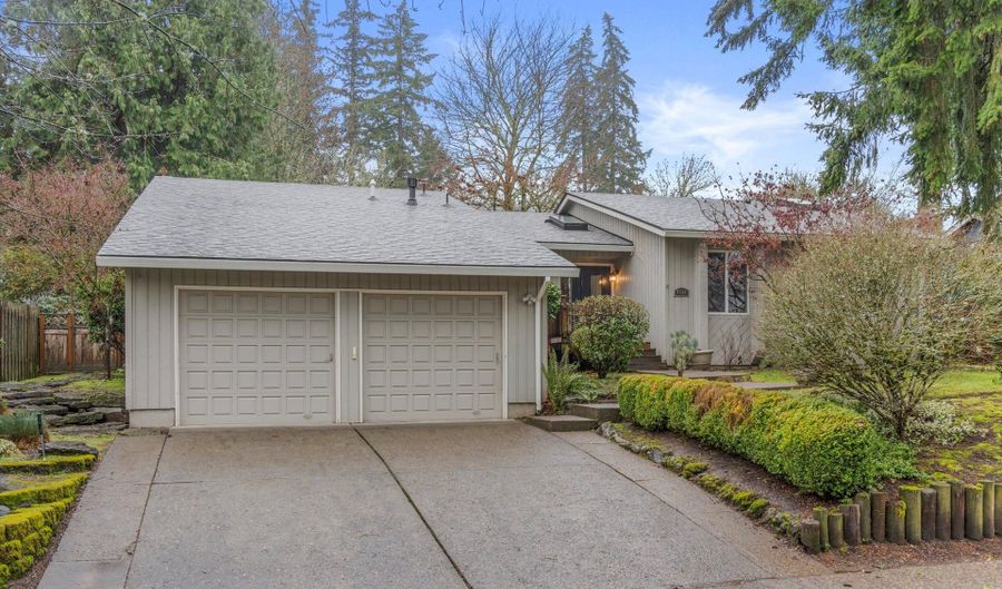 9500 SW CARRIAGE Way, Beaverton, OR 97008 - 4 Beds, 2 Bath