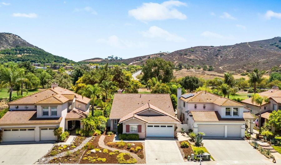 3083 Sprucewood Ln, Escondido, CA 92027 - 4 Beds, 2 Bath