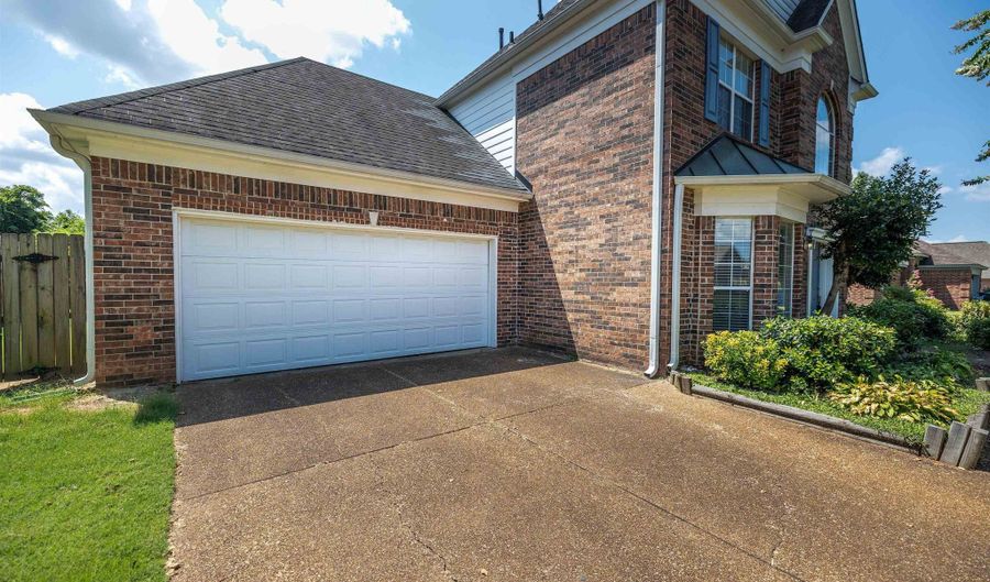 6759 OAKMOOR, Bartlett, TN 38135 - 4 Beds, 3 Bath
