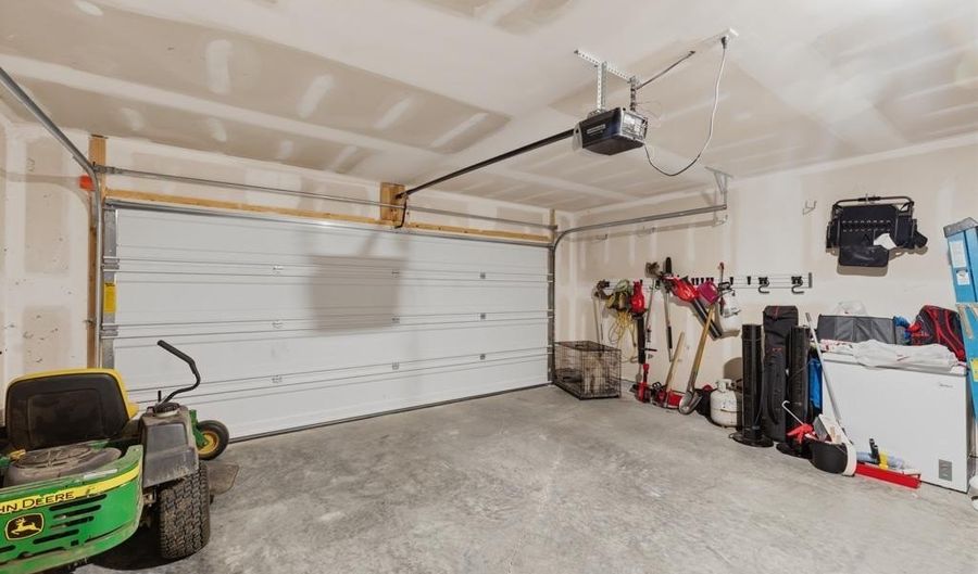 208 Pointer Dr, Albertville, AL 35950 - 4 Beds, 3 Bath